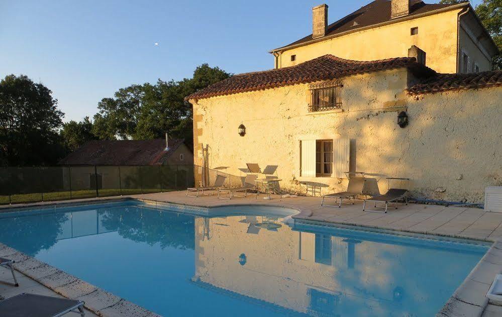 Aux Trois Fontaines Bed & Breakfast Eynesse Exterior foto