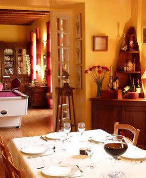 Aux Trois Fontaines Bed & Breakfast Eynesse Exterior foto